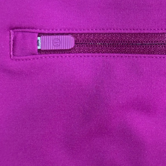 Brand New Lululemon Throwback Inspired HR Crop 21” - Picture 9 of 12